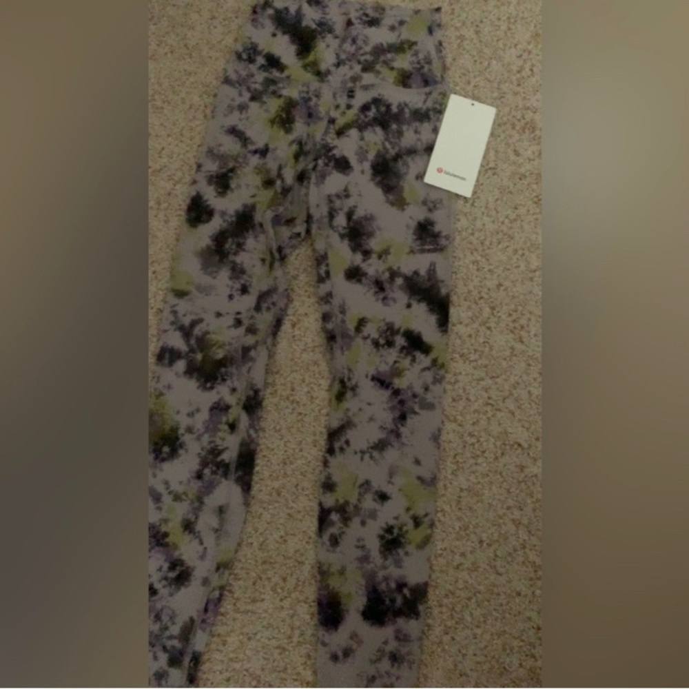 Lululemon Align Leggings, Size 4